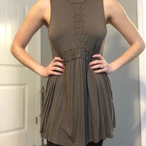 Eyeshadow charcoal grey tunic cute tank top